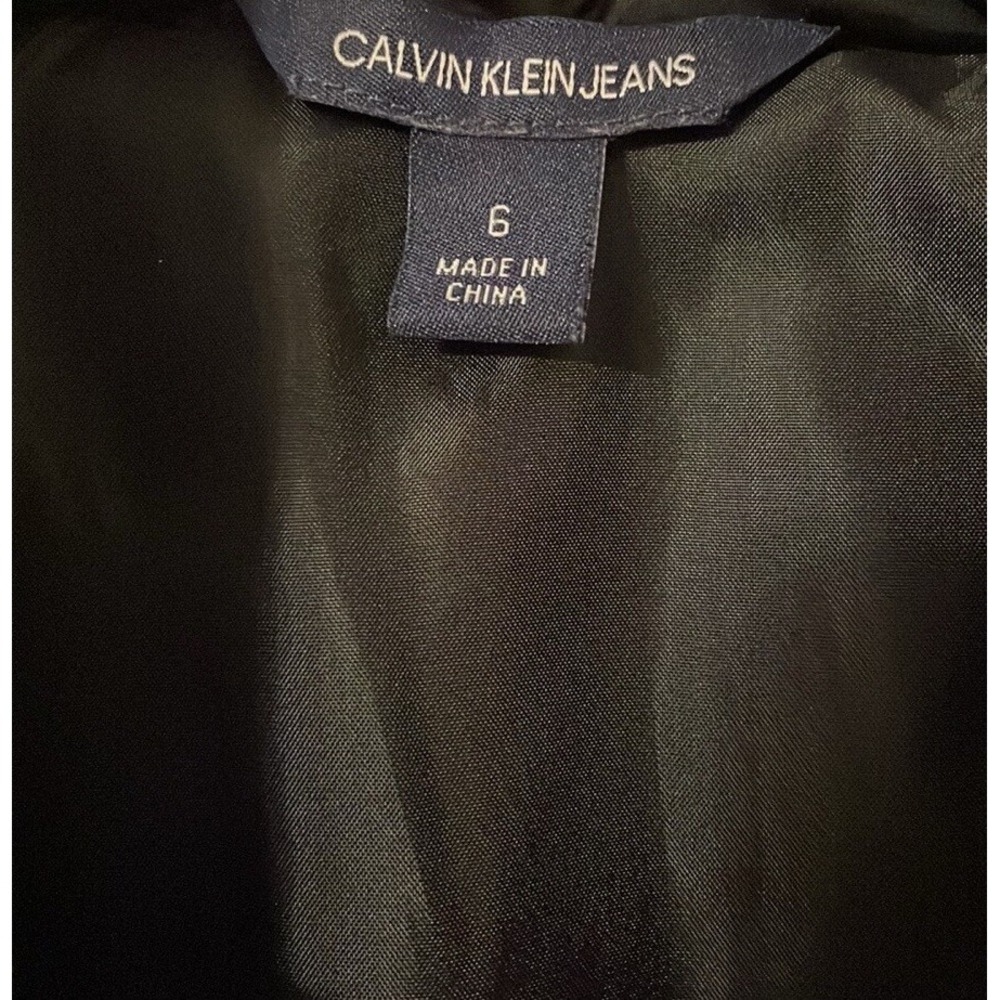 Calvin Klein Jeans Girl's Black Logo Zip-Up Waterproof Vest‎ Size 6 - Picture 5 of 7